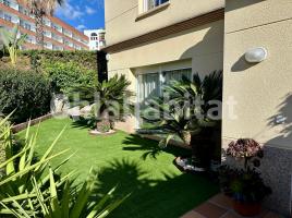 Casa (unifamiliar adossada), 225 m²