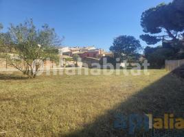 , 804 m², Calle d'Enric Lluís Roura, 7