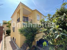 Alquiler Casa (unifamiliar adosada), 140 m², cerca de bus y tren, Calle Mimoses, 12