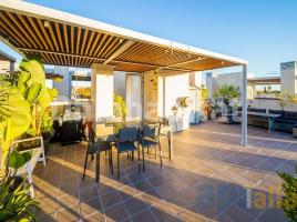 Attic, 122 m², almost new, Calle de Berlín, 9