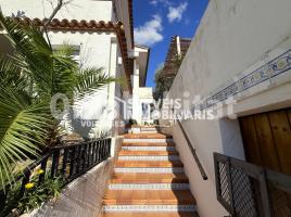 Casa (unifamiliar adossada), 213 m², prop de bus i tren