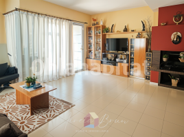 Houses (terraced house), 262 m², almost new, Calle Josep Nesple