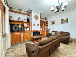 Casa (xalet / torre), 337 m², Calle l'Espígol