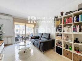 Apartament, 65 m², almost new, Zona