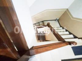 Casa (unifamiliar adosada), 846 m²