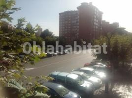 Piso, 107 m²